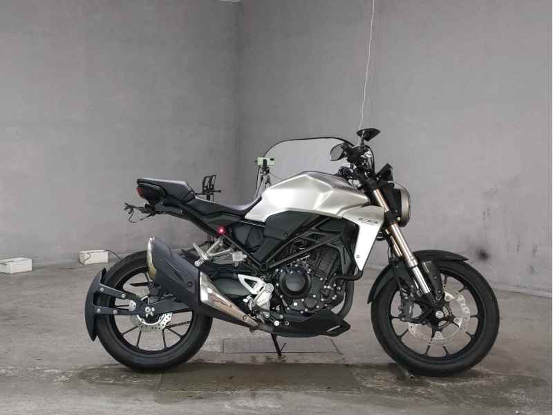 Honda CB250R 2019