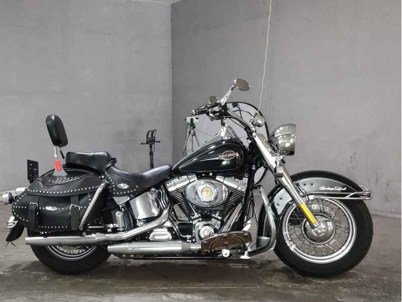 Harley-Davidson FLSTC1450 2006
