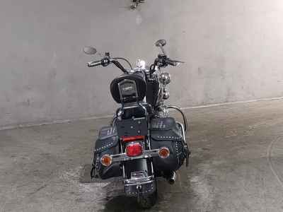 Harley-Davidson FLSTC1450 2006