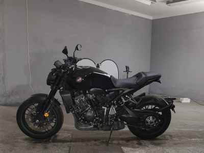 Honda CB1000R 2023