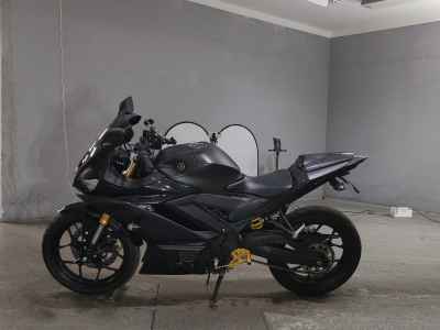 Yamaha YZF-R25 2020