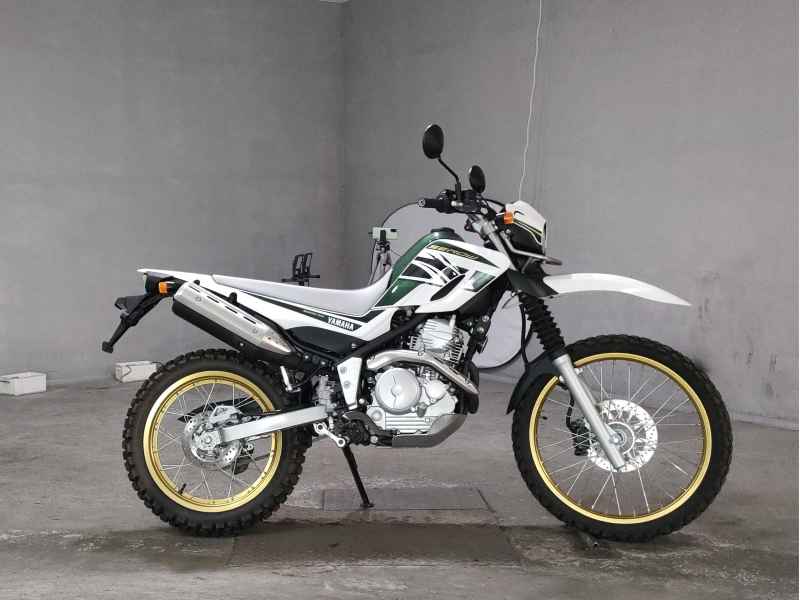 Yamaha Serow XT250 2018