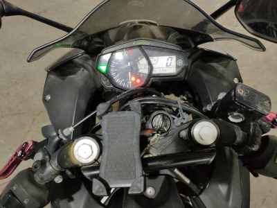 Yamaha YZF-R25 2015