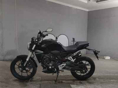 Honda CB250R 2018