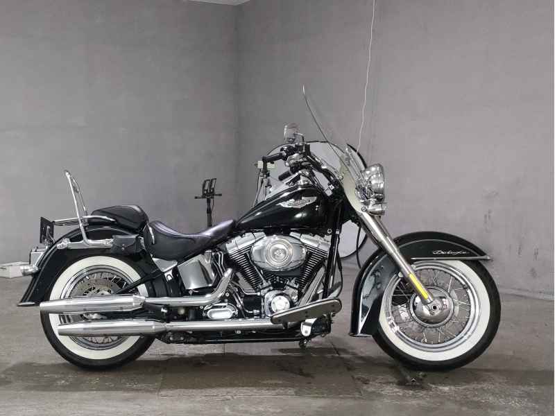 Harley-Davidson FLSTN1580 2006
