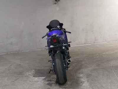 Yamaha YZF-R7 2024