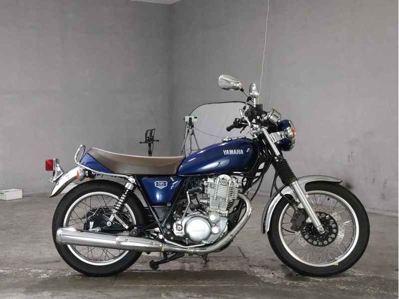 Yamaha SR400 2021