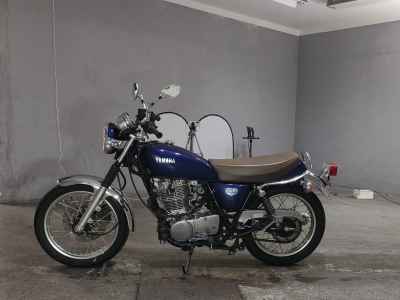 Yamaha SR400 2021