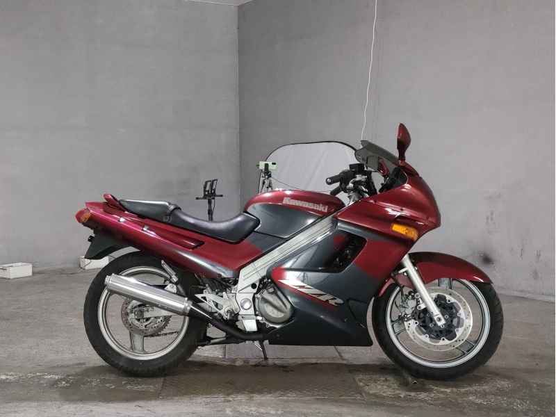 Kawasaki ZZR250 1999