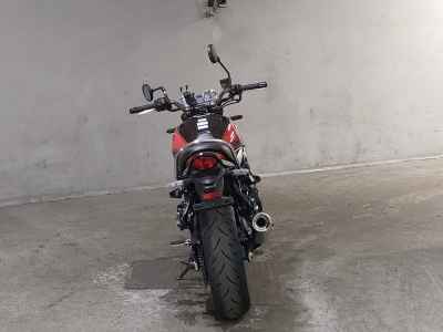 Kawasaki Z900RS 2022