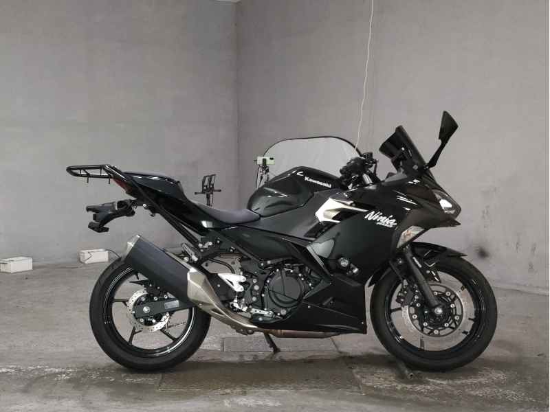 Kawasaki Ninja 400 2021