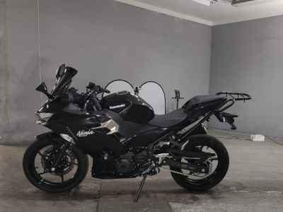 Kawasaki Ninja 400 2021