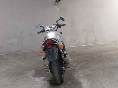 Suzuki GSF750 2001