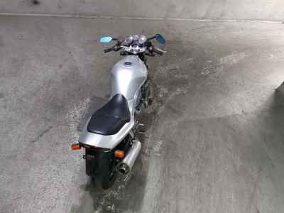 Suzuki GSF750 2001