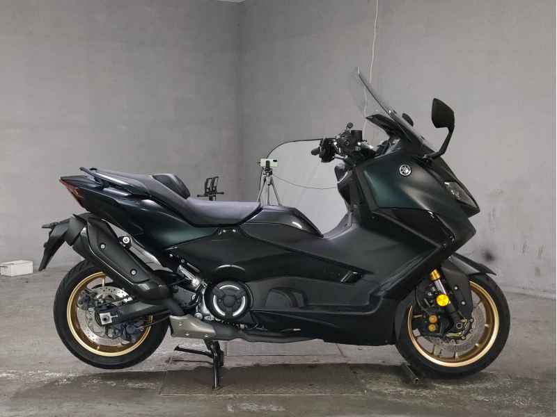 Yamaha TMAX 560 2022