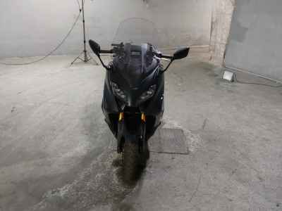 Yamaha TMAX 560 2022