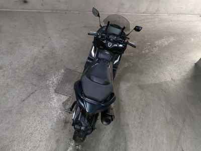 Yamaha TMAX 560 2022