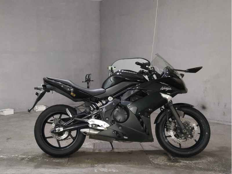 Kawasaki Ninja 400R 2012