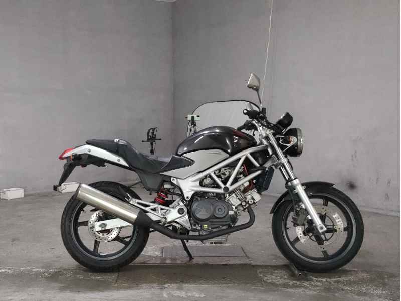 Honda VTR250 2009