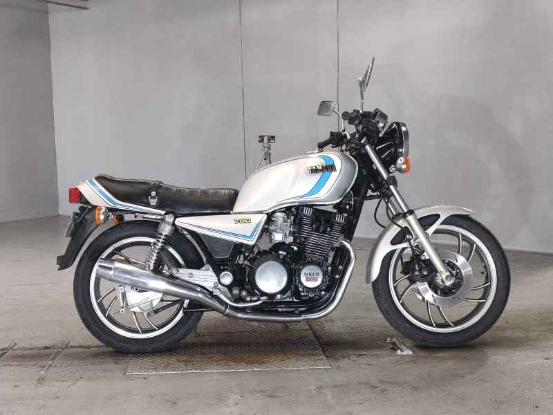 Yamaha XJ750E 1981
