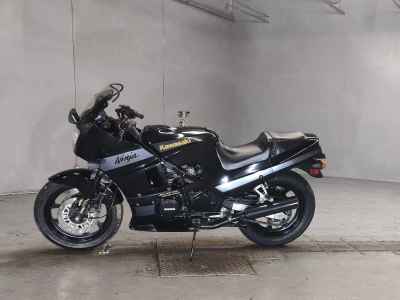 Kawasaki GPZ400R 1987