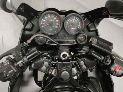 Kawasaki GPZ400R 1987