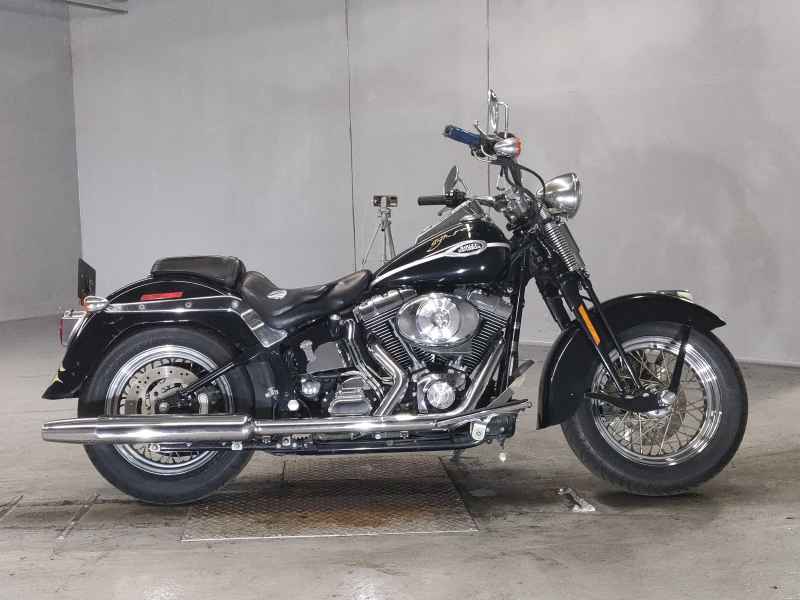Harley-Davidson FLSTSC1450 2006