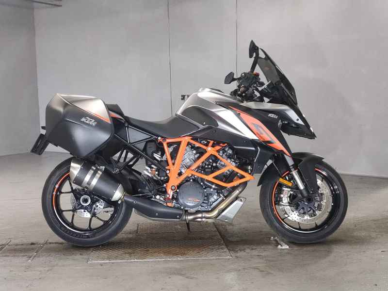 KTM 1290 Super Duke GT 2017