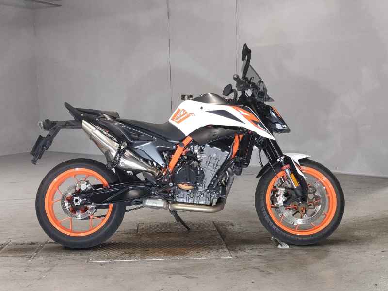 KTM 890 Duke R 2021