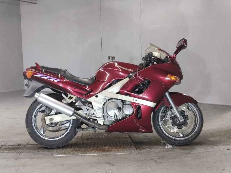 Kawasaki ZZR400 1996