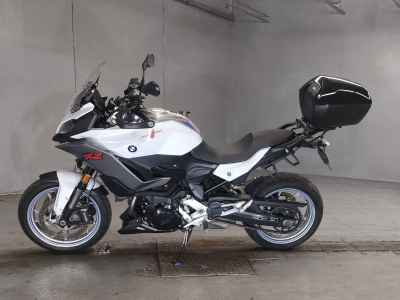 BMW F900XR 2021
