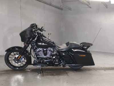 Harley-Davidson FLHXS114 2019