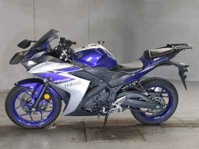 Yamaha YZF-R25 2015