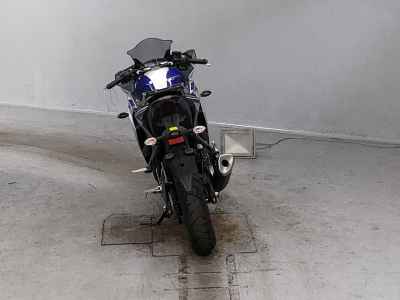 Yamaha YZF-R25 2015