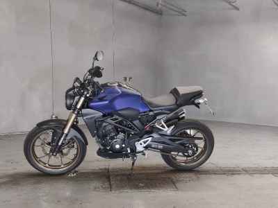 Honda CB250R 2019