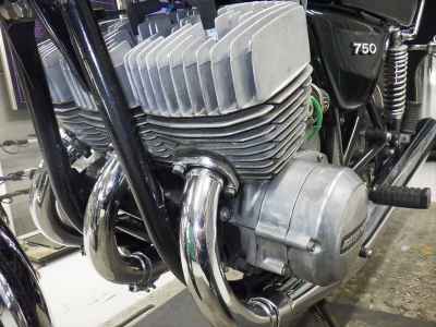 Kawasaki 750SS 2022