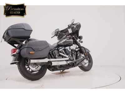 Harley-Davidson FLHCS114 2020