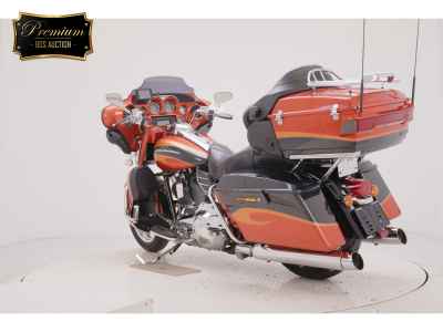 Harley-Davidson FLHTCUSE1800 CVO 2013
