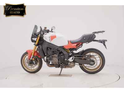 Yamaha XSR900 2025