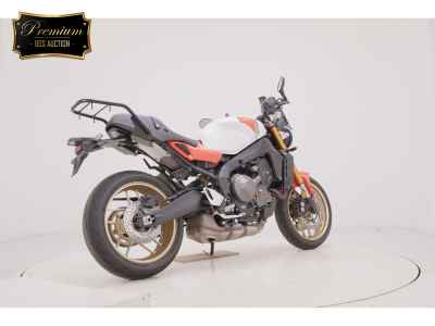Yamaha XSR900 2025