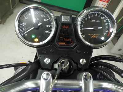 Honda CB400SF 2022