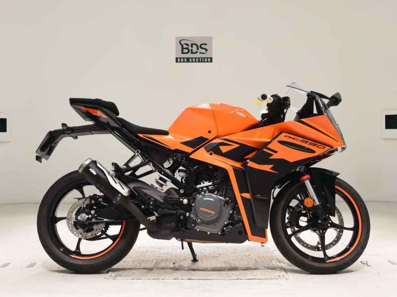 Kawasaki RC390 2022