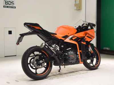 Kawasaki RC390 2022