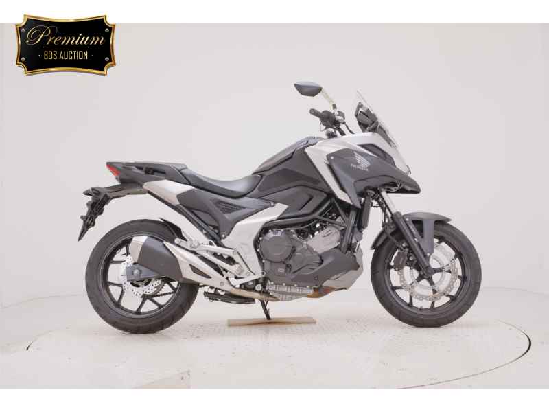 Honda NC750X 2022