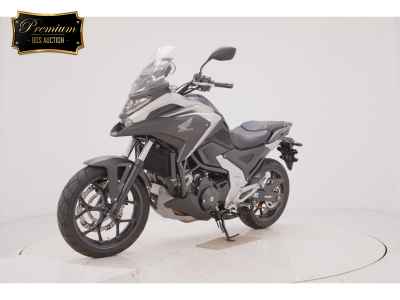 Honda NC750X 2022