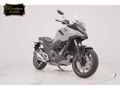 Honda NC750X DCT 2025