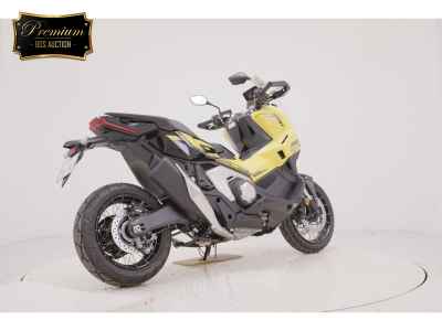 Honda X-Adv 750 2025