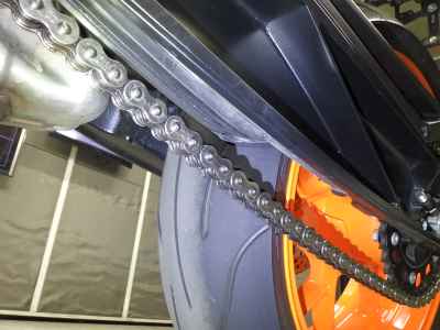 KTM 890 Duke R 2023