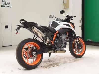 KTM 890 Duke R 2023