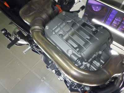 KTM 890 Duke R 2023